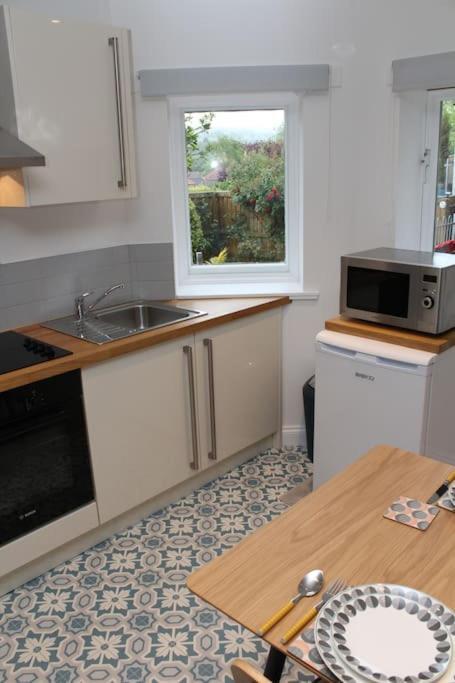 Hideaway Between Coast And Moors In A Beautiful Village Apartment Sleights Eksteriør billede